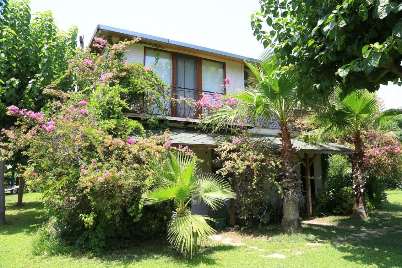 Bed and Breakfast Tunays Pansiyon Чирали Екстер'єр фото