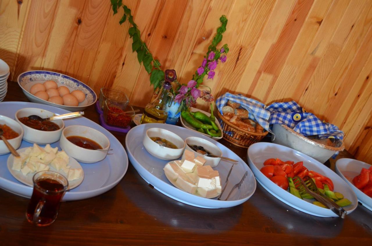 Bed and Breakfast Tunays Pansiyon Чирали Екстер'єр фото