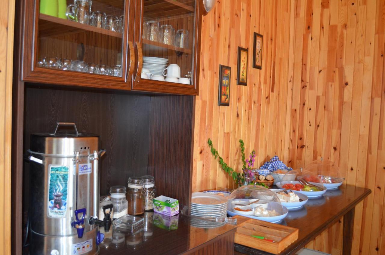 Bed and Breakfast Tunays Pansiyon Чирали Екстер'єр фото