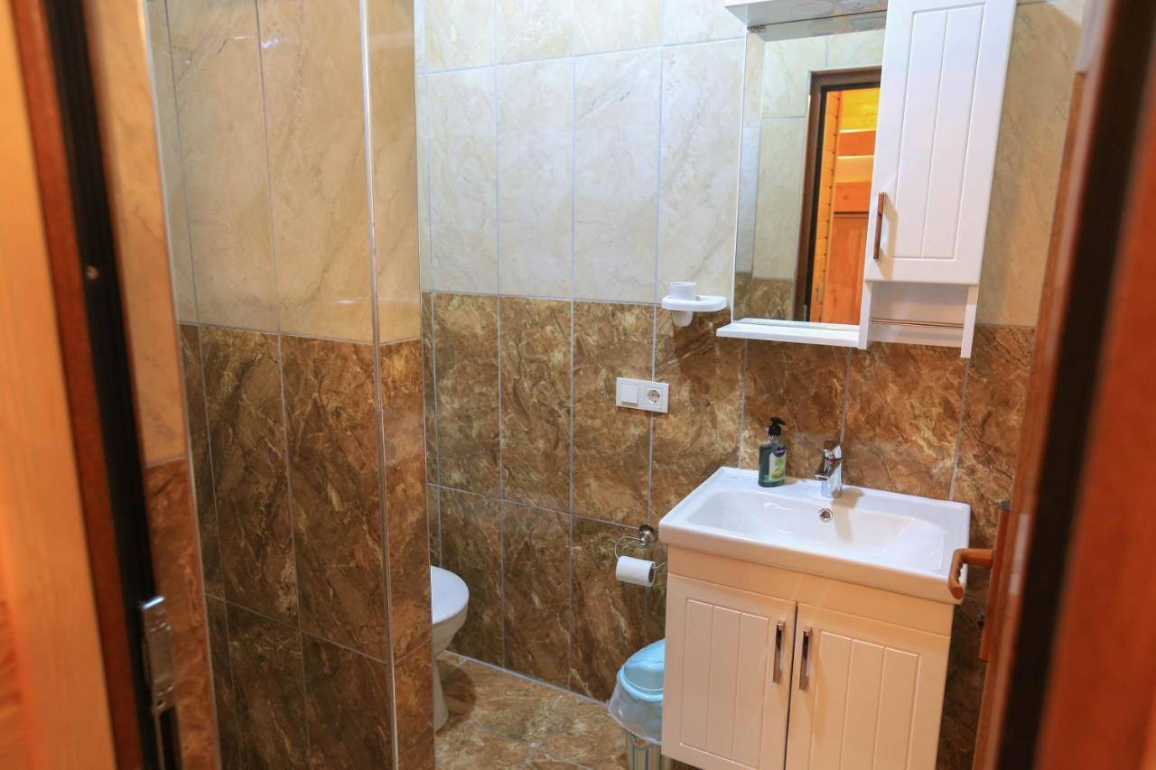 Bed and Breakfast Tunays Pansiyon Чирали Екстер'єр фото