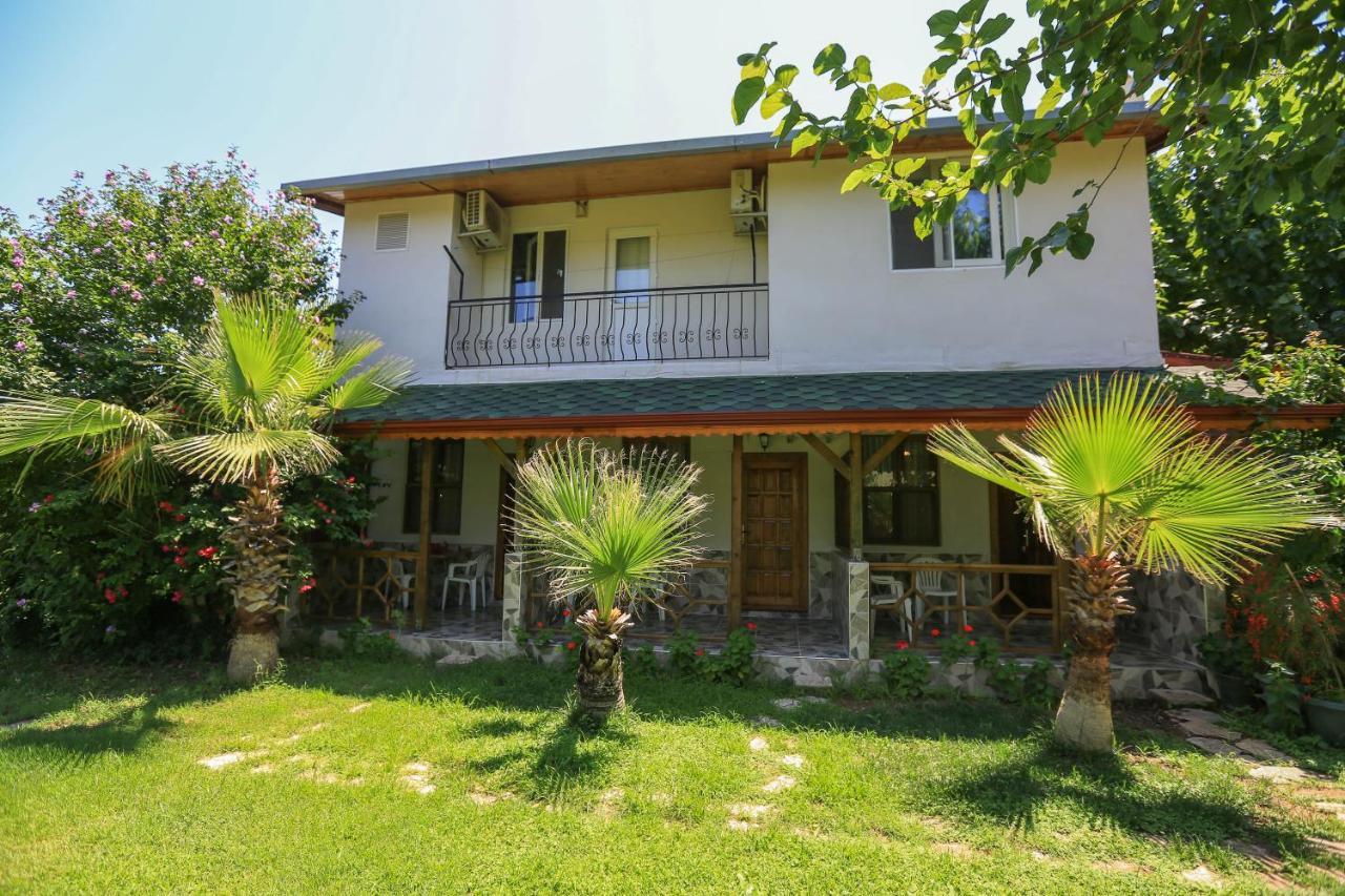 Bed and Breakfast Tunays Pansiyon Чирали Екстер'єр фото