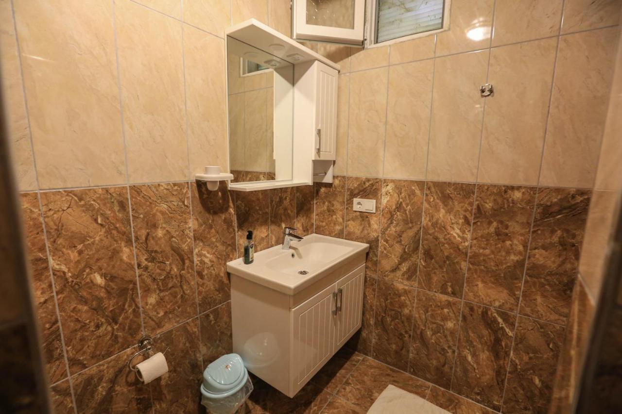 Bed and Breakfast Tunays Pansiyon Чирали Екстер'єр фото